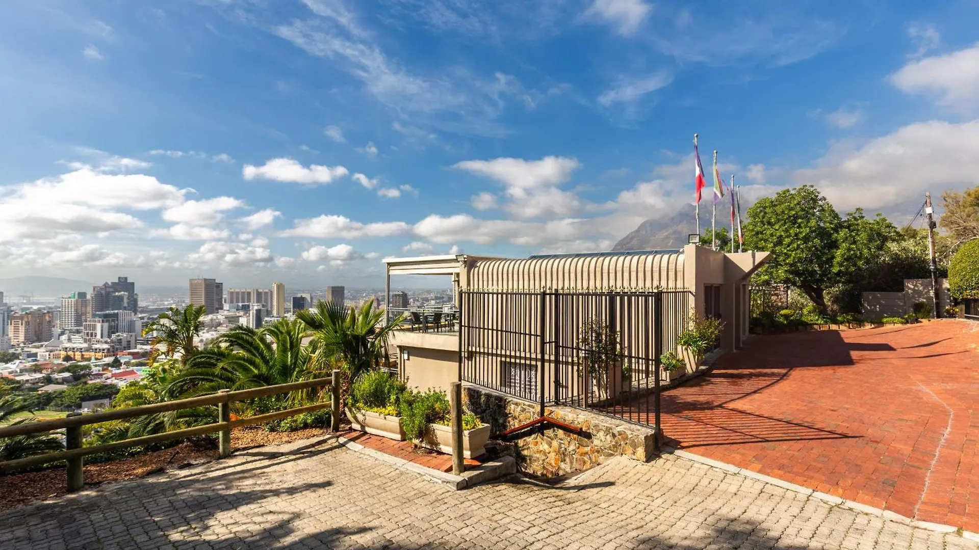 Signal Hill Lodge Cape Town Hotel