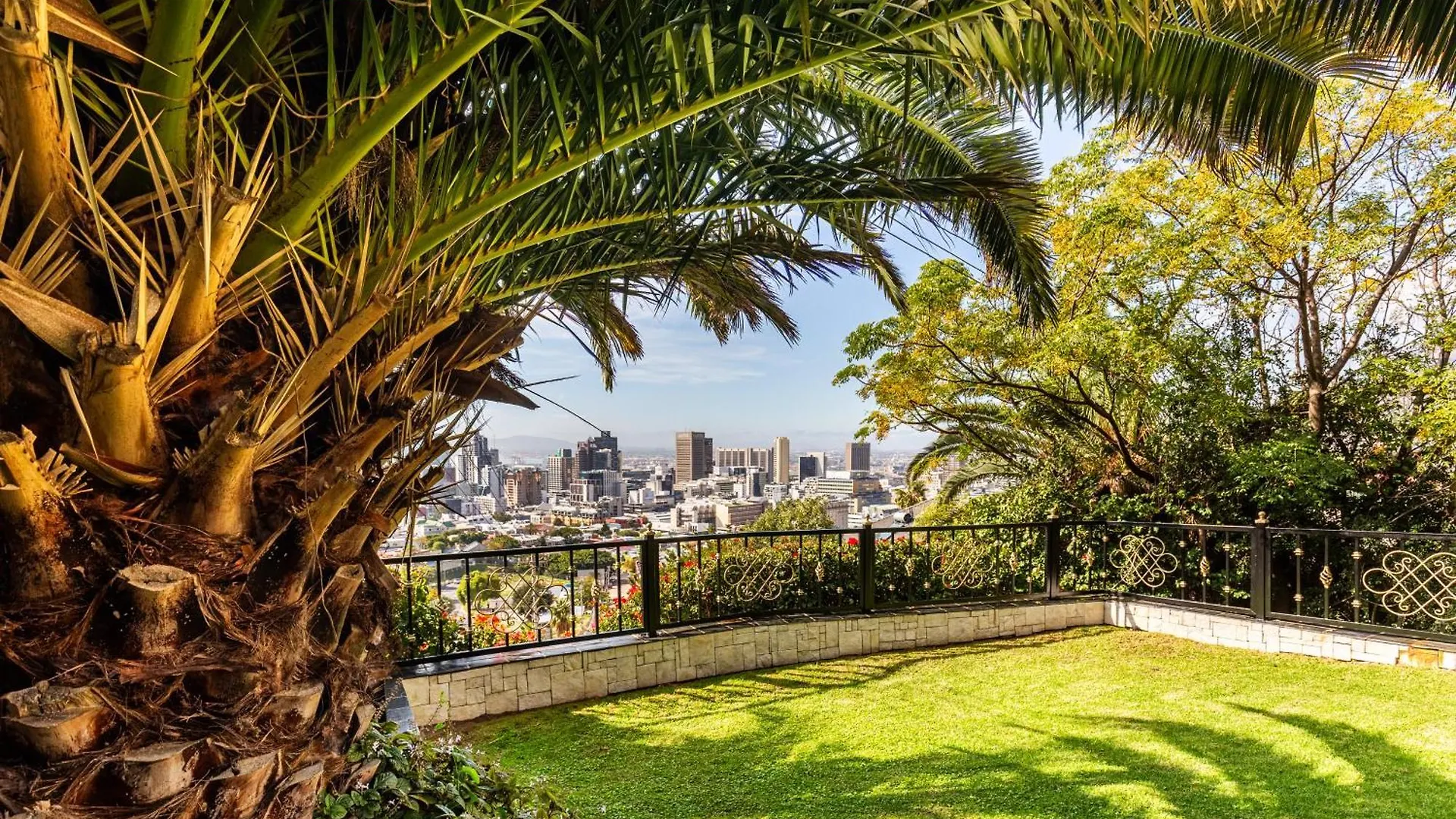 Signal Hill Lodge Cape Town Hotel